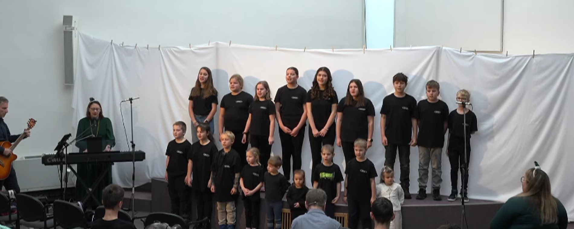 Vánoční slavnost s vystoupením dětí